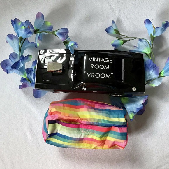Converse Handbags - ❌SOLD❌ Converse “2/$20” NWOT Makeup Bag OS